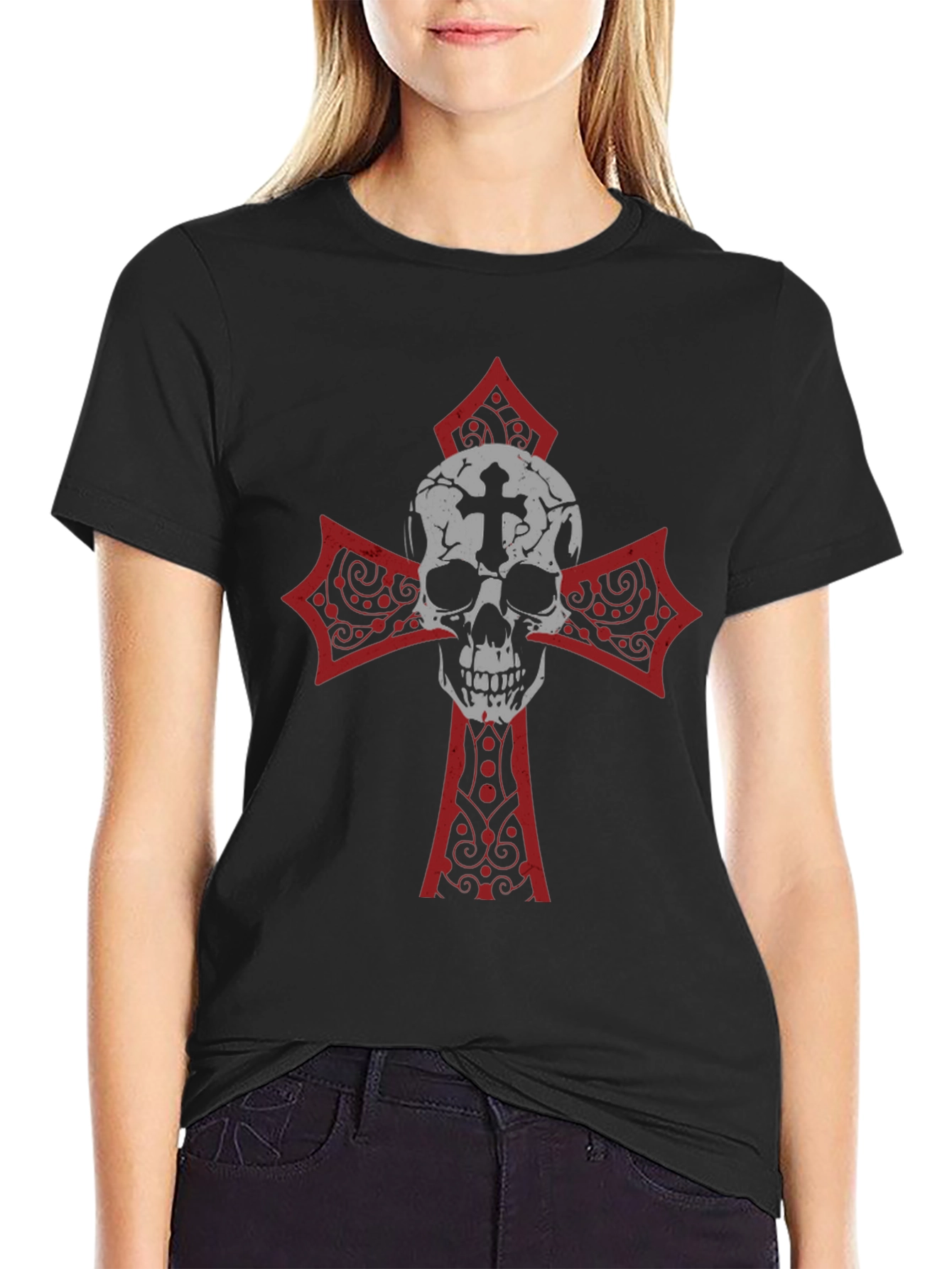 Camiseta Negra con Calavera y Cruz Gótica