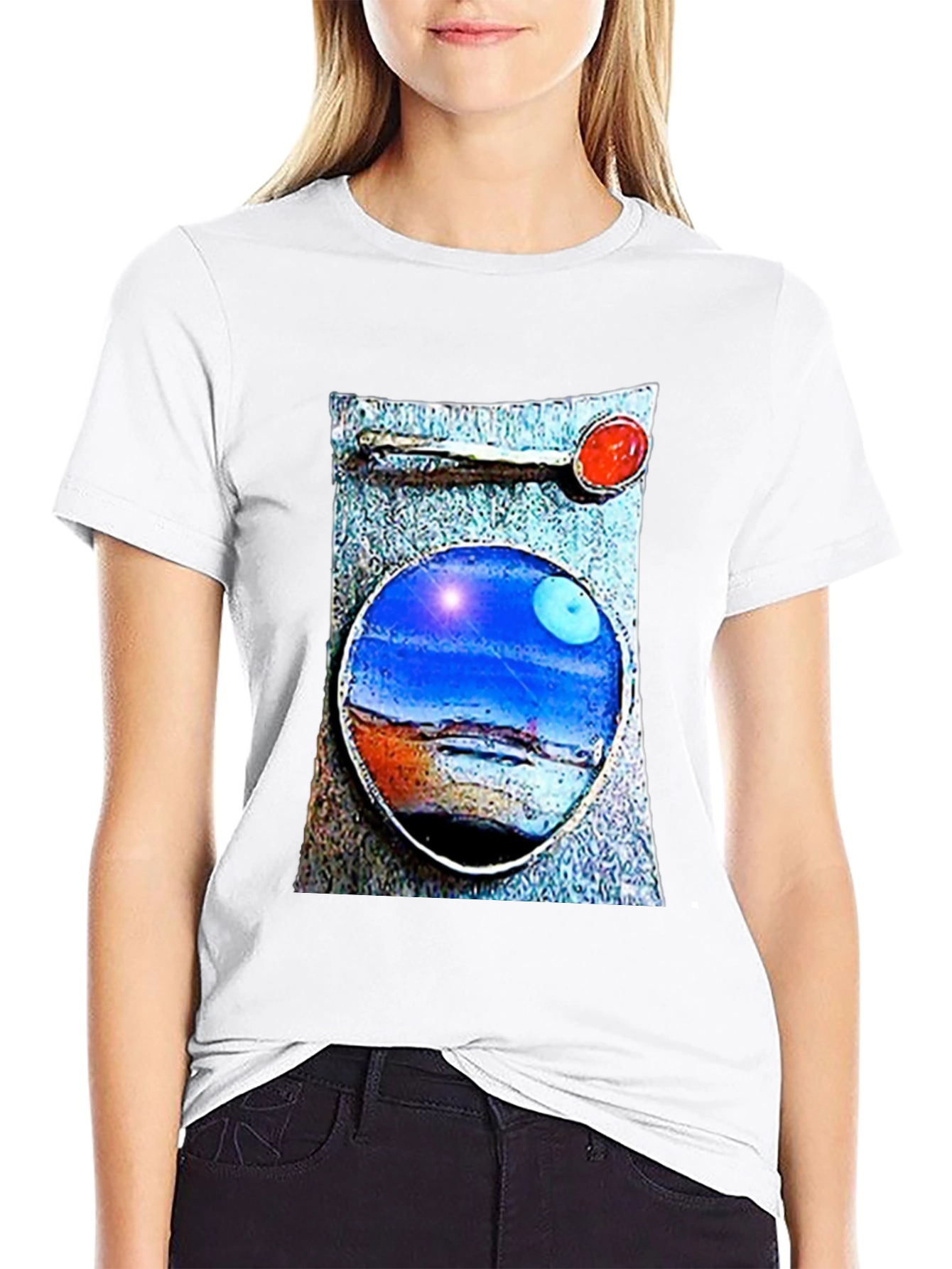 Camiseta Negra con Diseño Artístico Abstracto