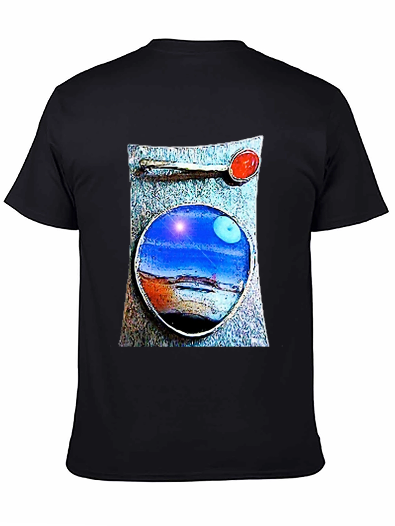 Camiseta Negra con Diseño Artístico Abstracto