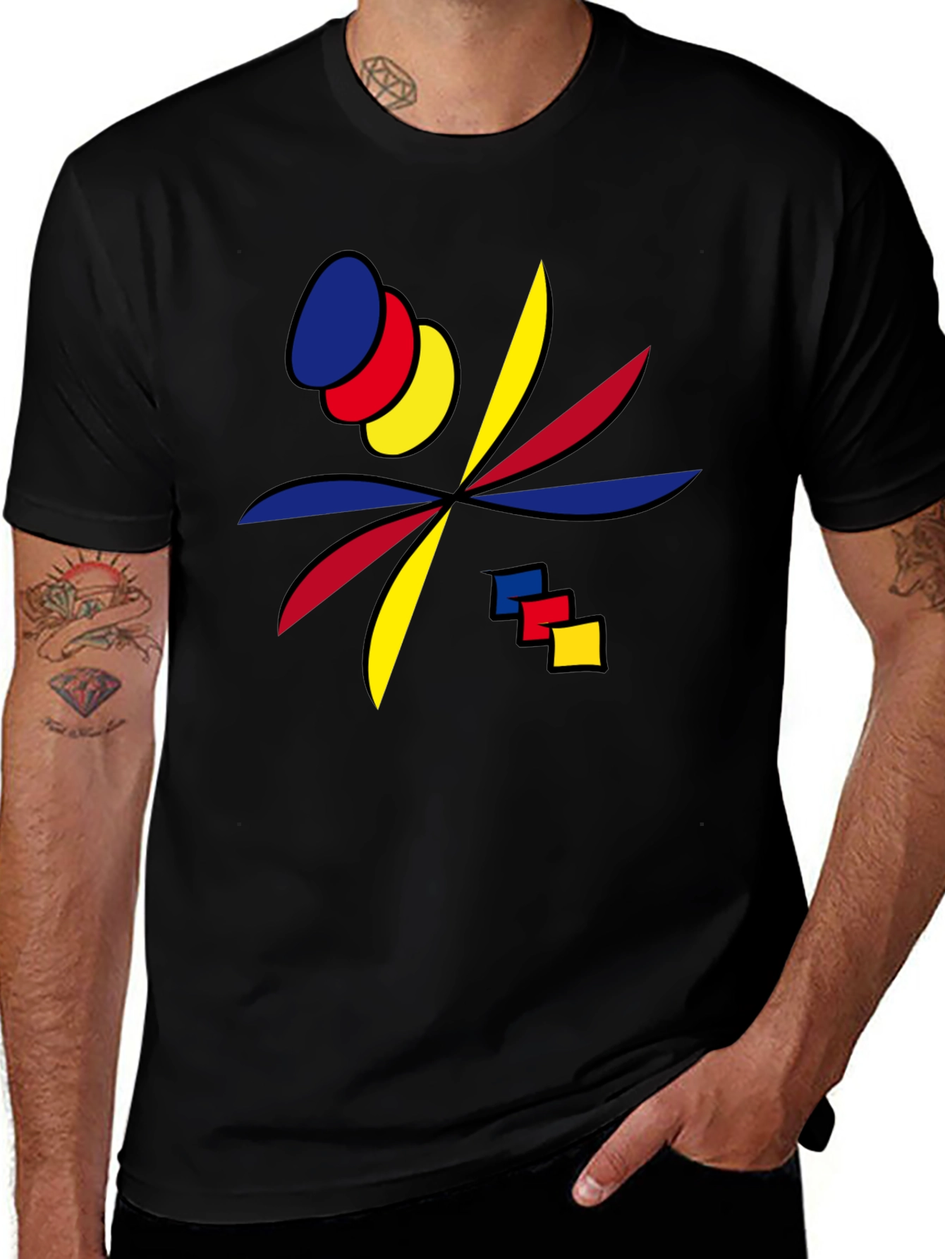 Camiseta Negra Diseño Abstracto Moderno
