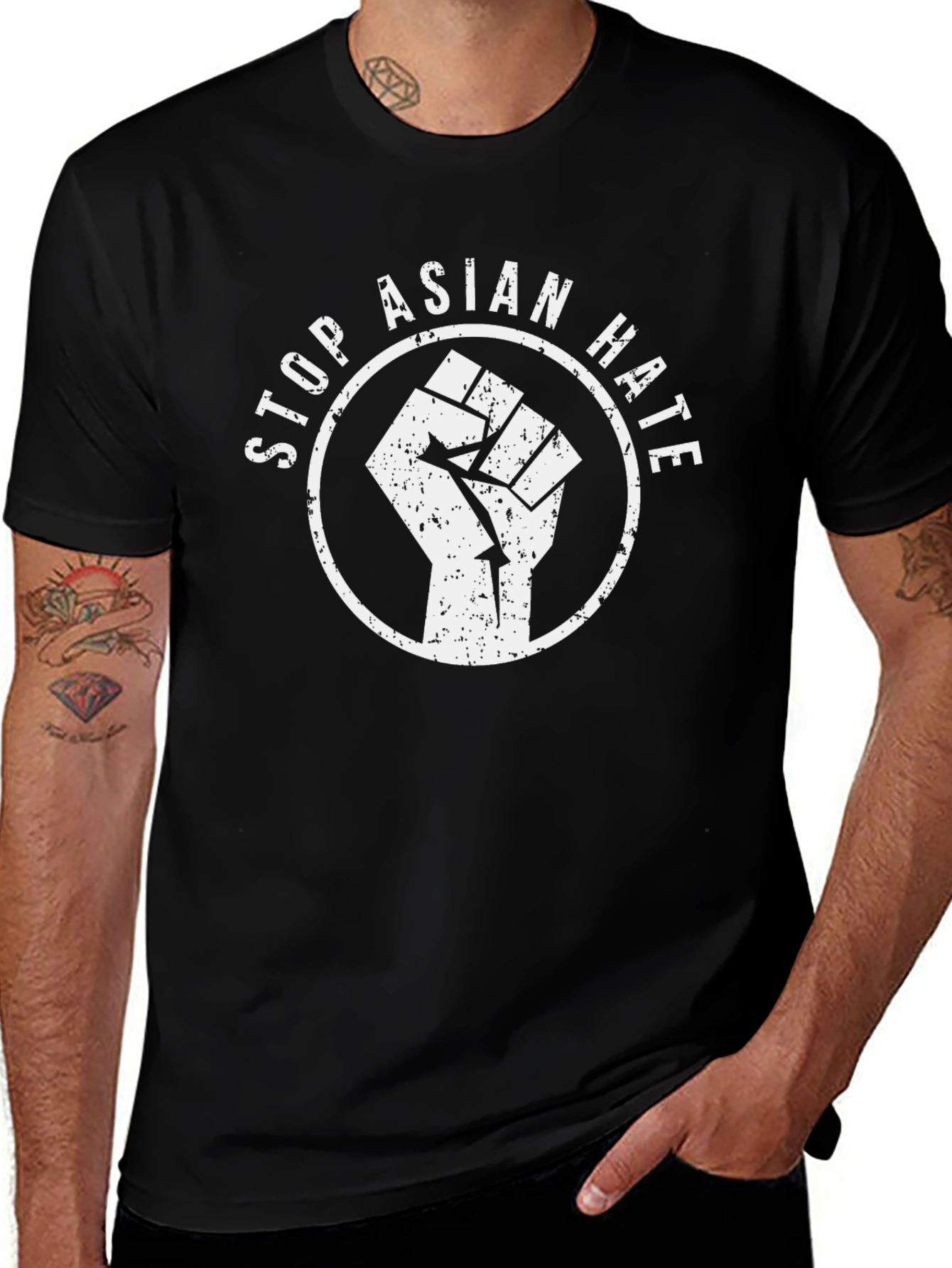Camiseta Negra Stop Asian Hate Con Puño Alzado