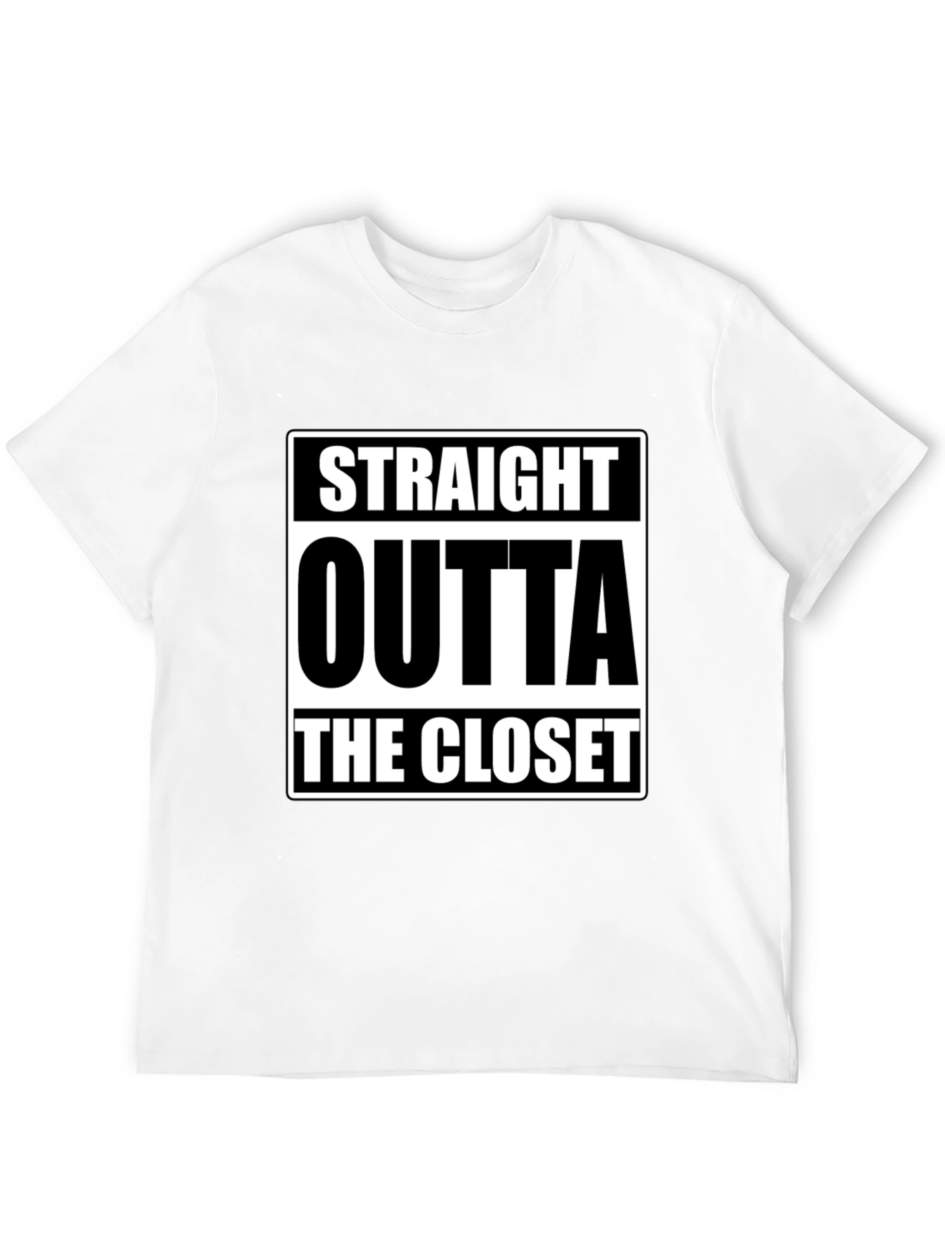 Camiseta Negra Straight Outta The Closet