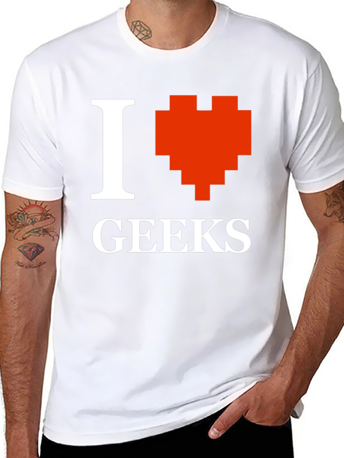 Camiseta Negra Amo a los Geeks Estilo Pixel Art