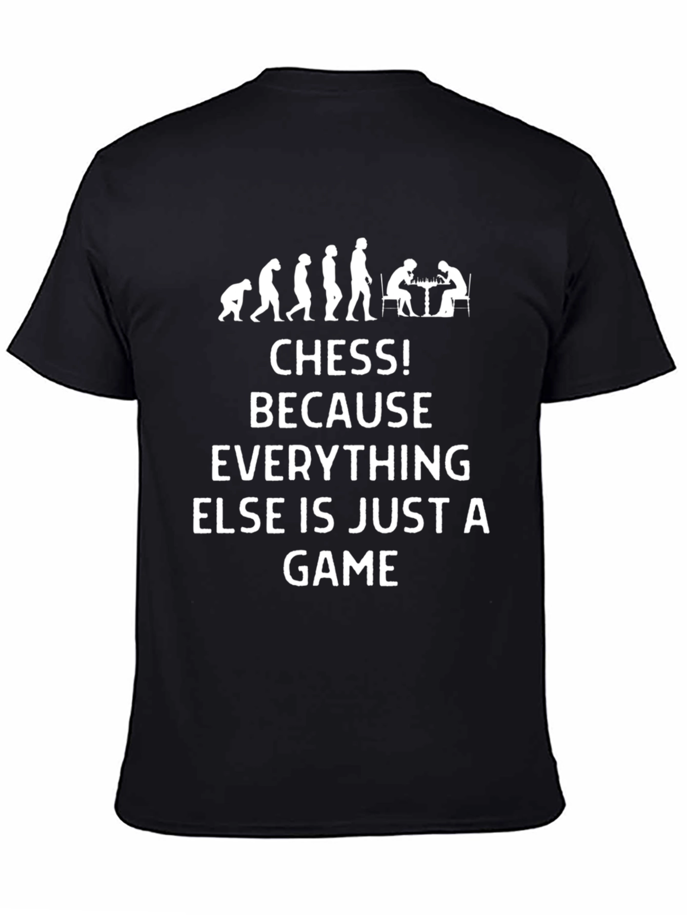 Camiseta Negra: Evolución al Ajedrez