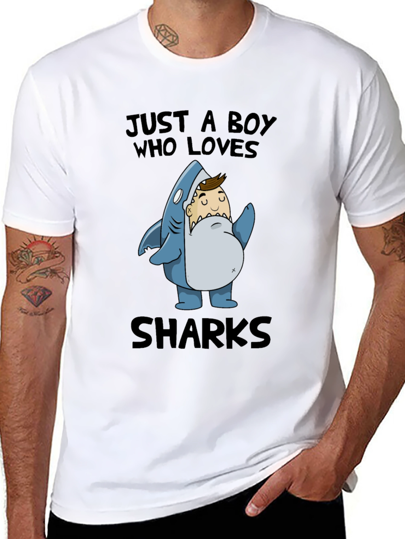 Camiseta Negra: Niño Amante de los Tiburones