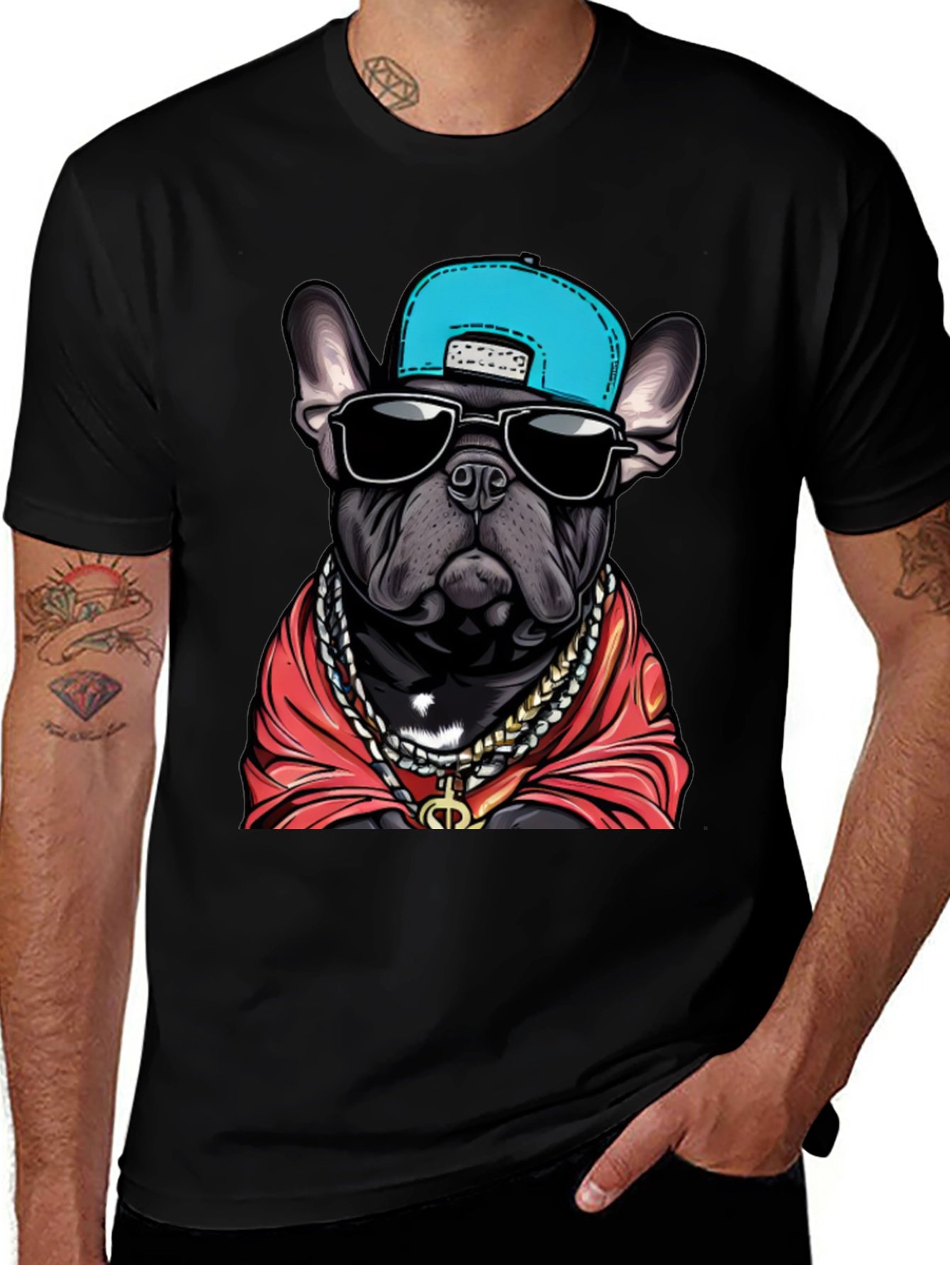 Camiseta Negra Bulldog Francés con Gorra y Joyas