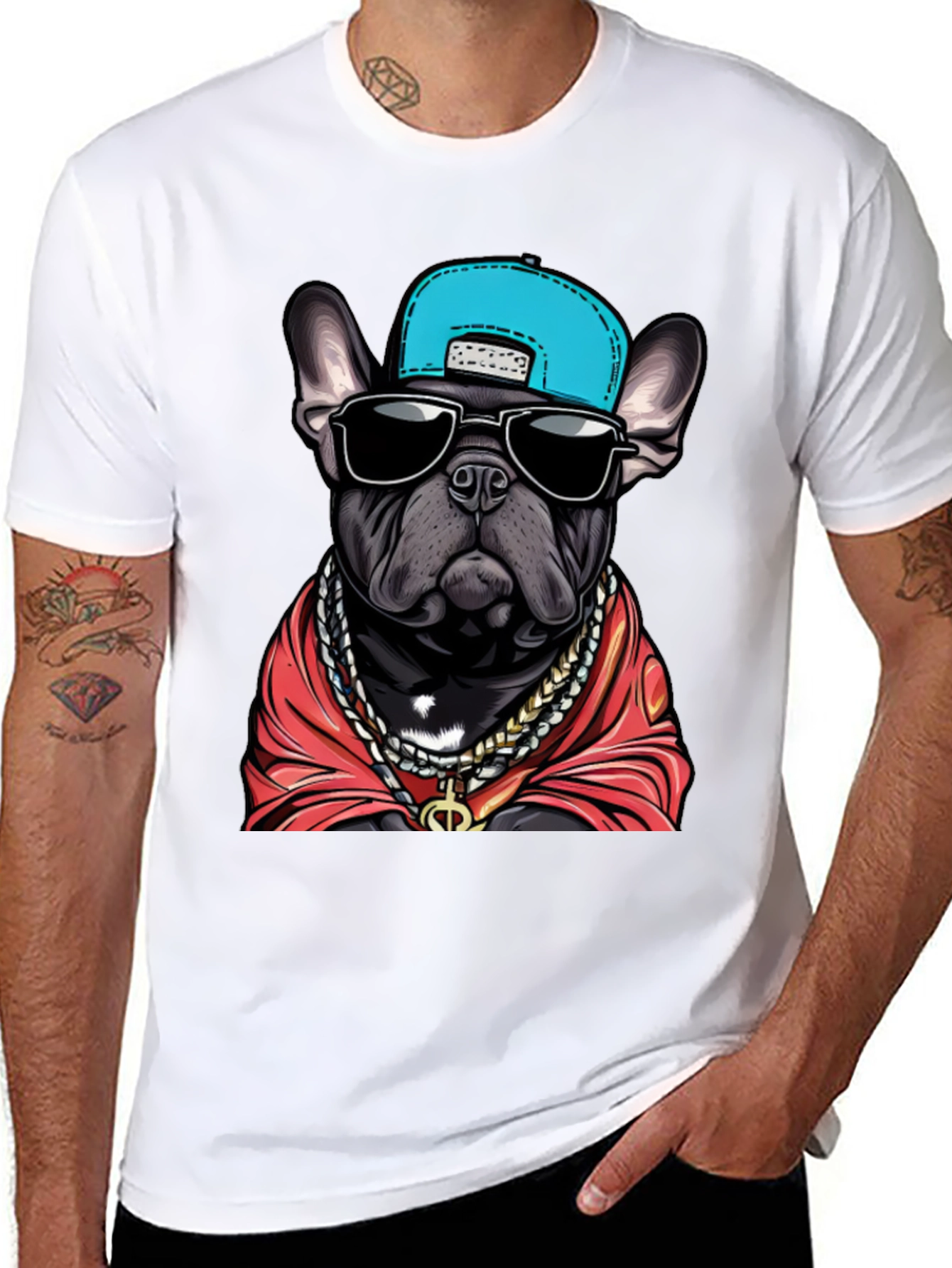 Camiseta Negra Bulldog Francés con Gorra y Joyas