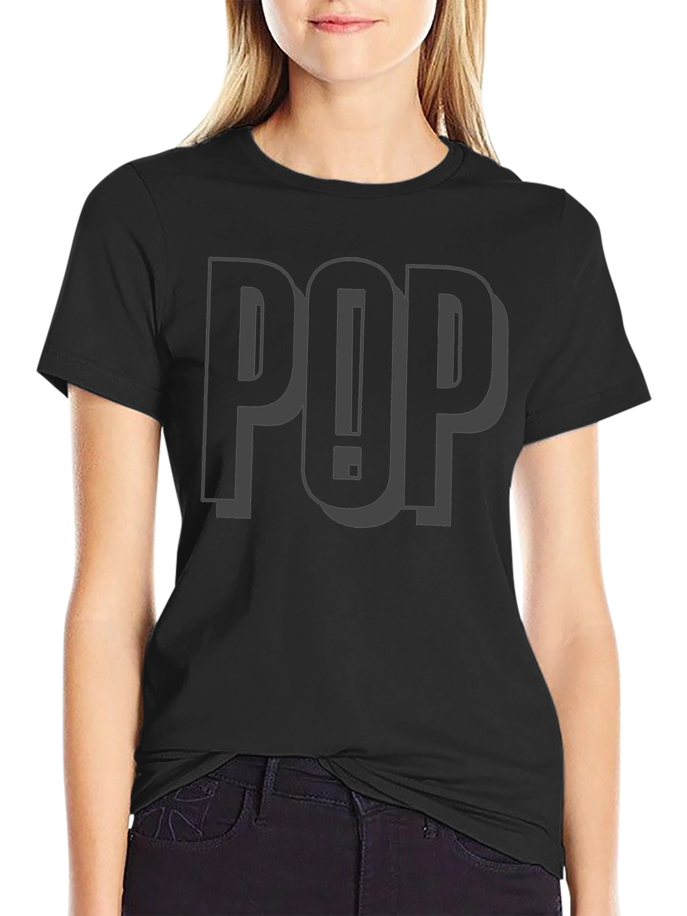 Camiseta Negra POP!: Estilo Urbano y Llamativo