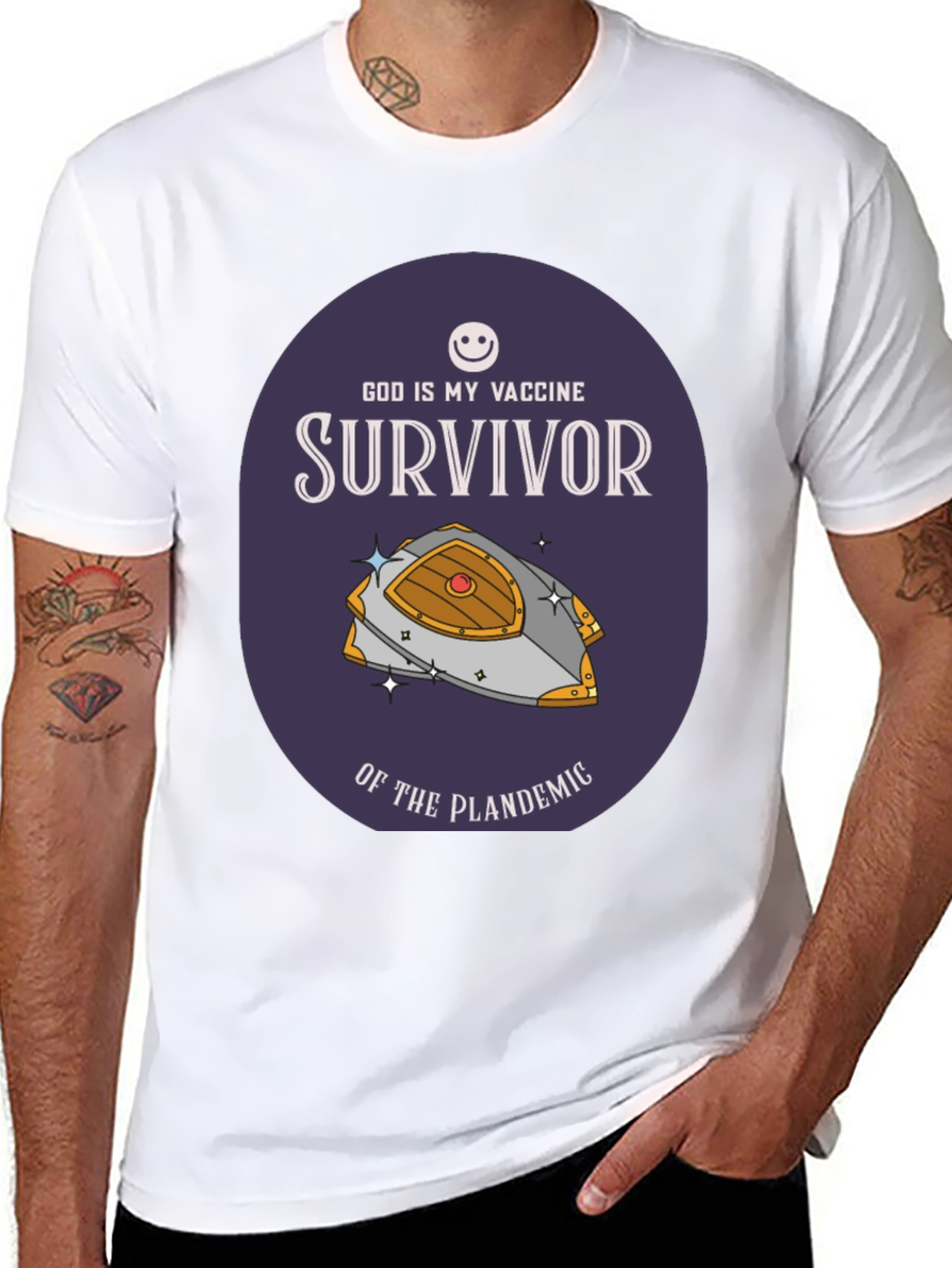 Camiseta: Dios es mi vacuna sobreviviente de la plandemia