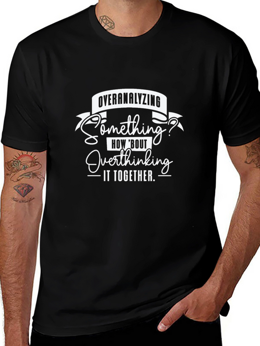 Camiseta Negra con Texto Divertido: Overanalyzing