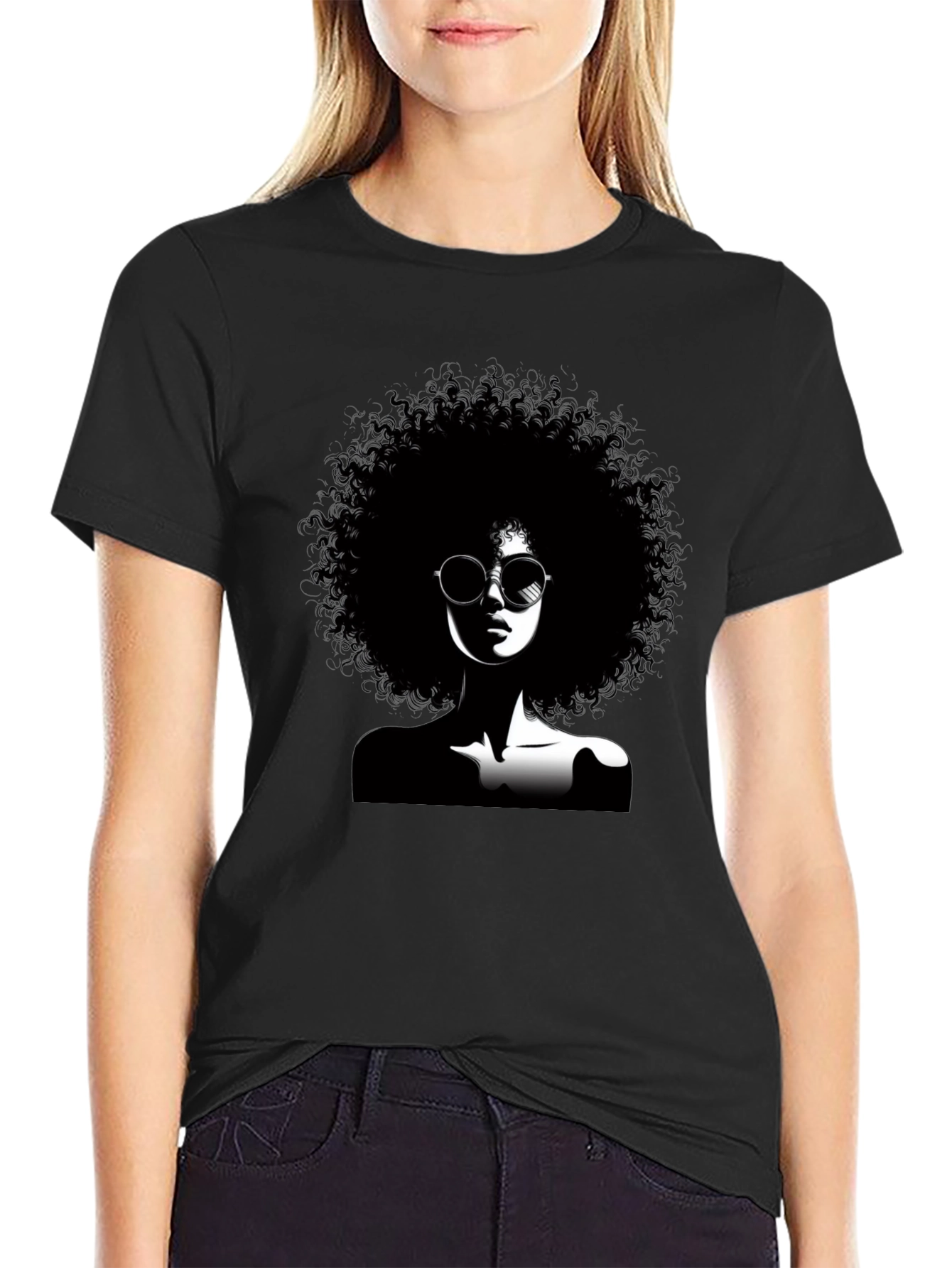 Camiseta Negra con Diseño Afro y Gafas