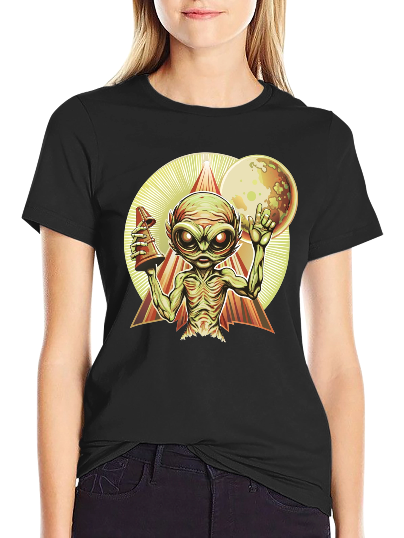 Camiseta Negra Alienígena con Cono y Luna
