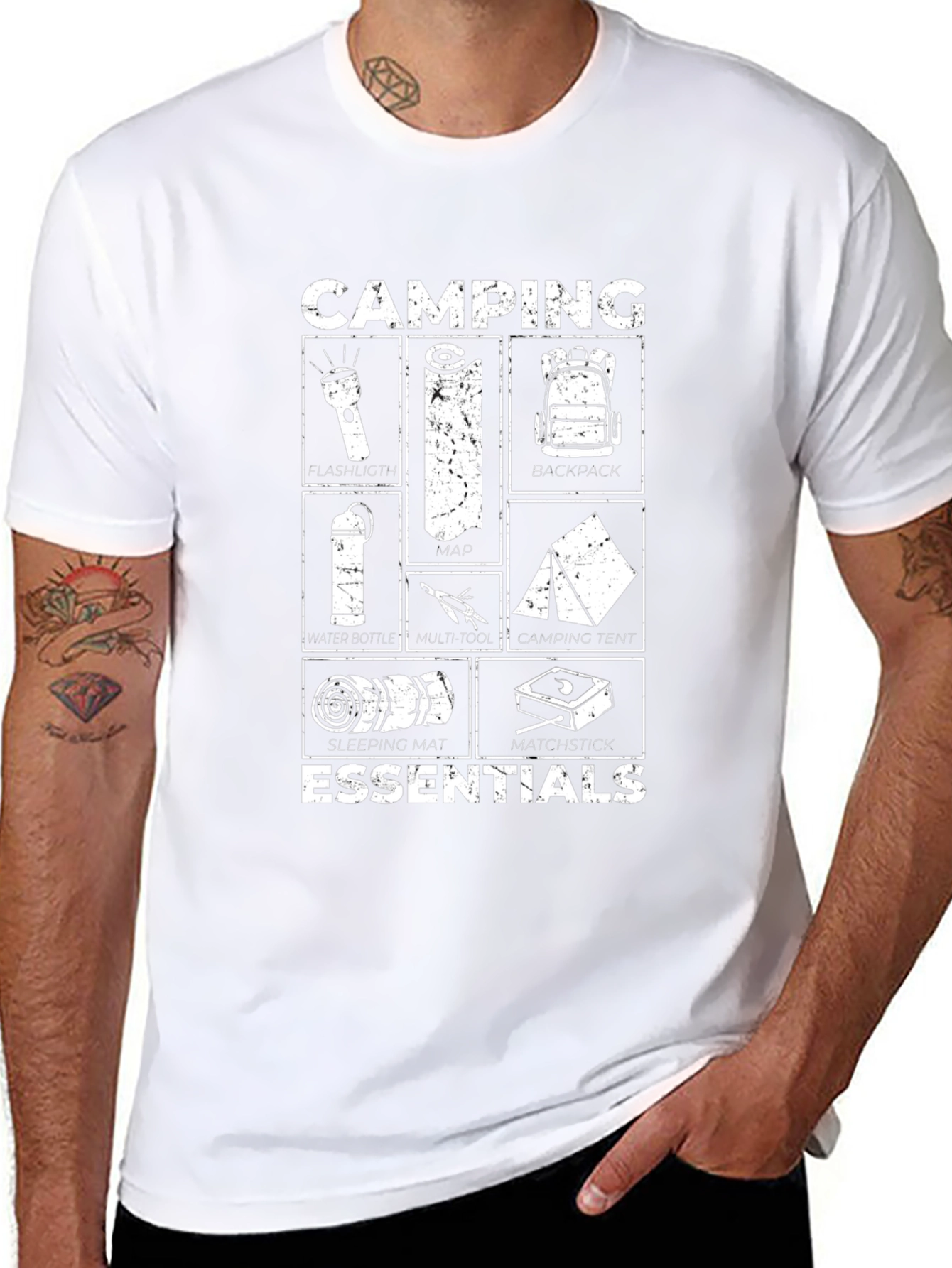 Camiseta Negra Camping Essentials