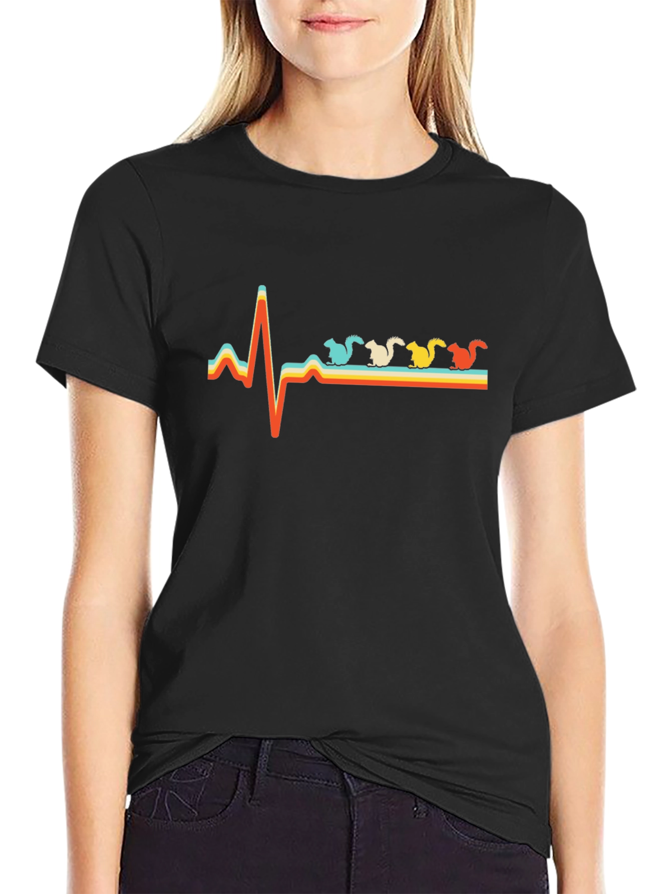 Camiseta Negra Retro con Diseño de Latido de Ardillas