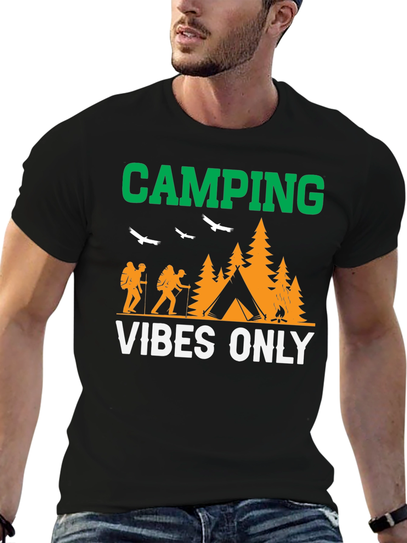 Camiseta Negra Camping Vibes Only