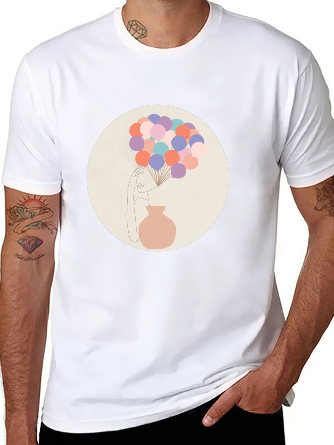 Camiseta Negra con Diseño Abstracto de Mujer y Globos