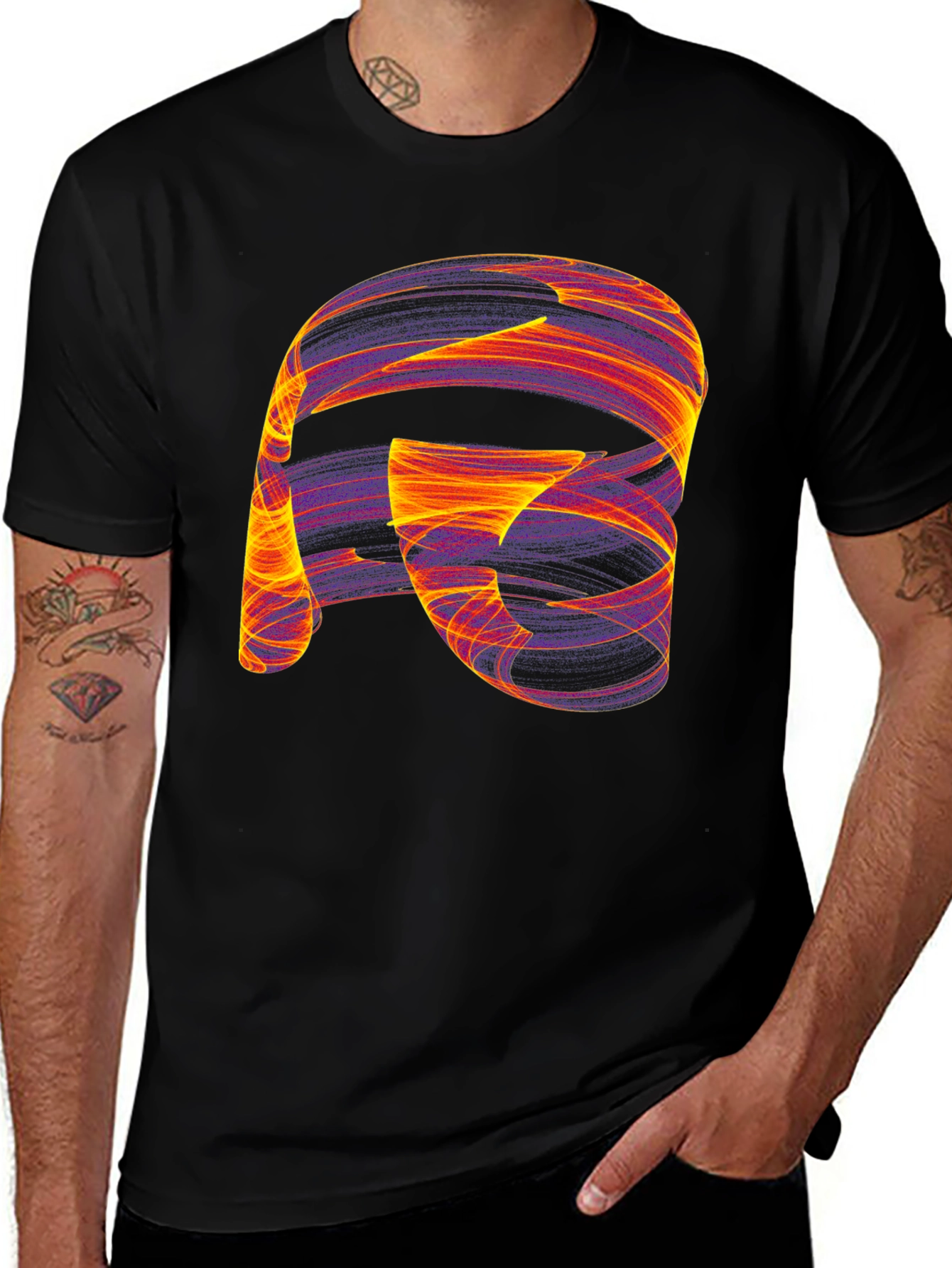 Camiseta Negra con Diseño Abstracto Naranja y Violeta