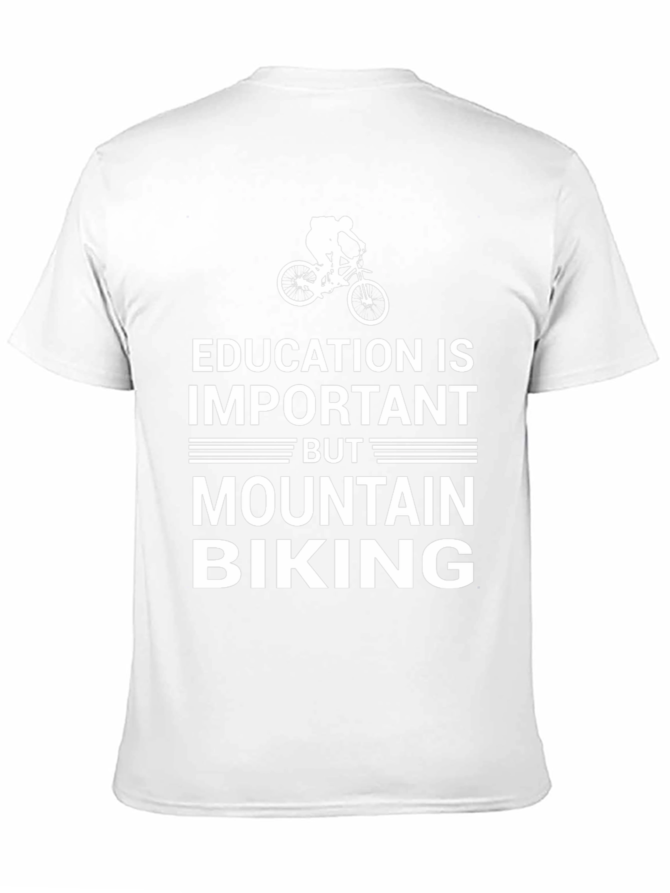 Camiseta Negra: Educación vs. Ciclismo de Montaña