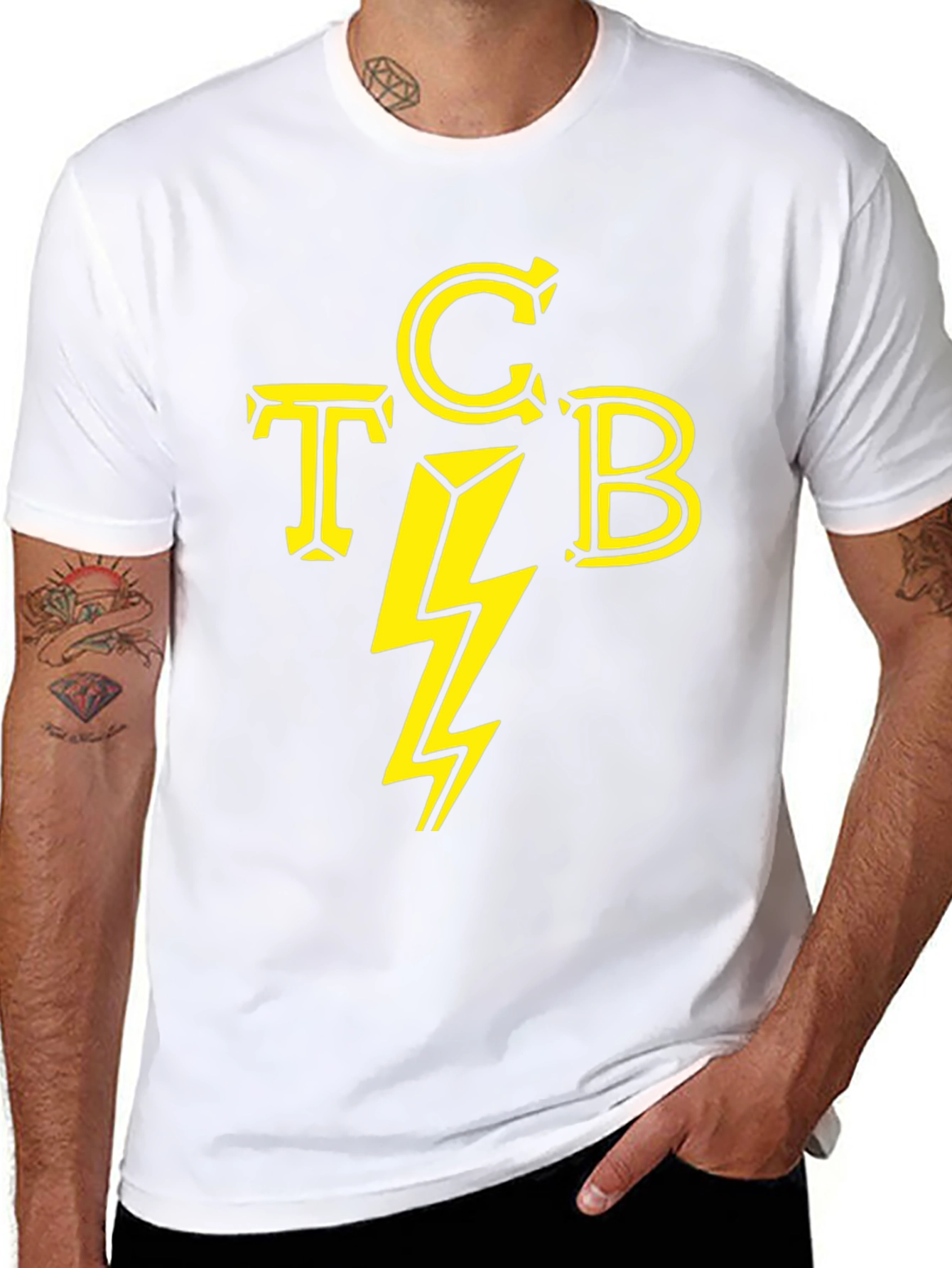 Camiseta TCB con Rayo Amarillo