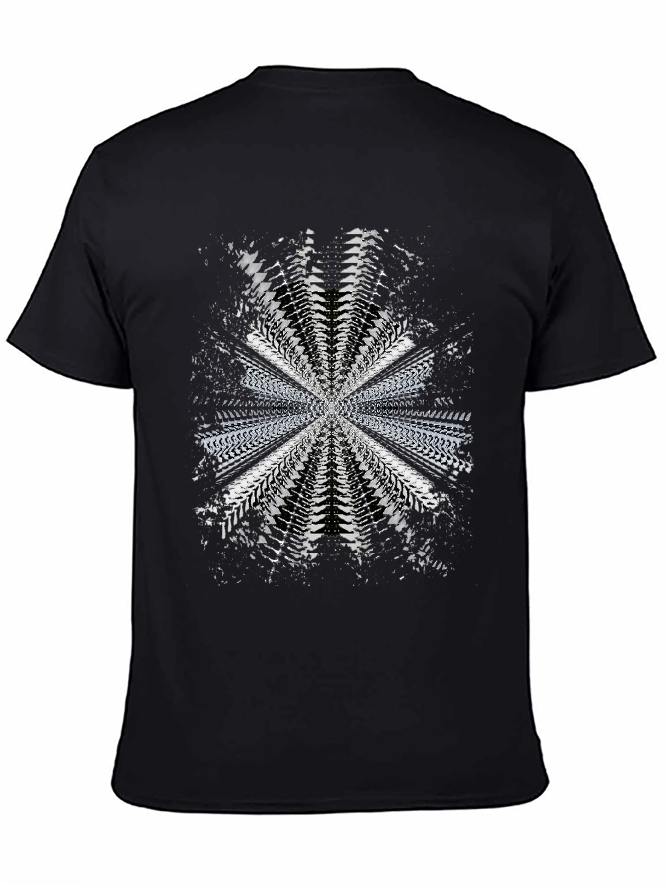 Camiseta Negra con Diseño Abstracto Distorsionado