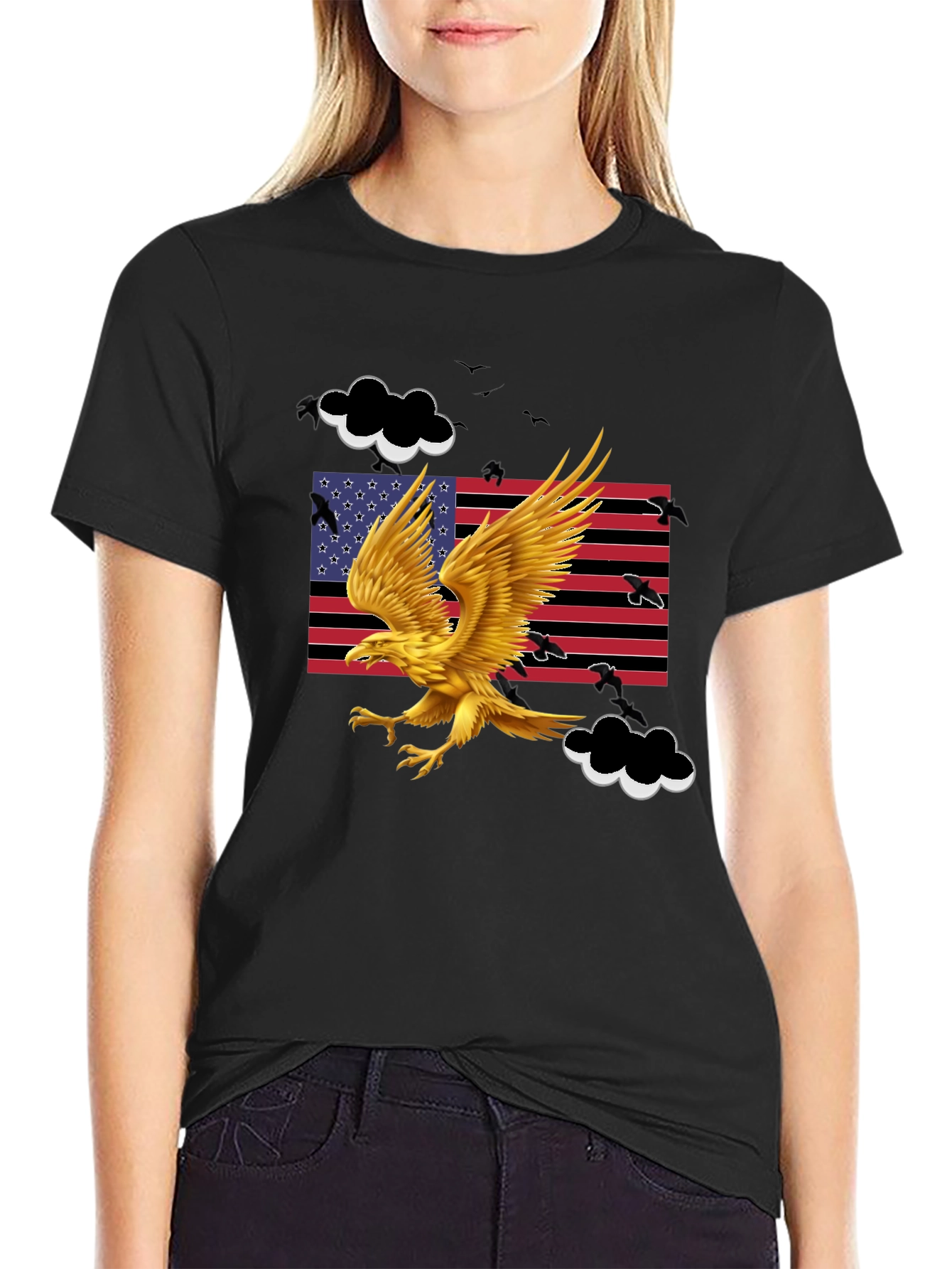 Camiseta Negra con Águila Dorada y Bandera Americana