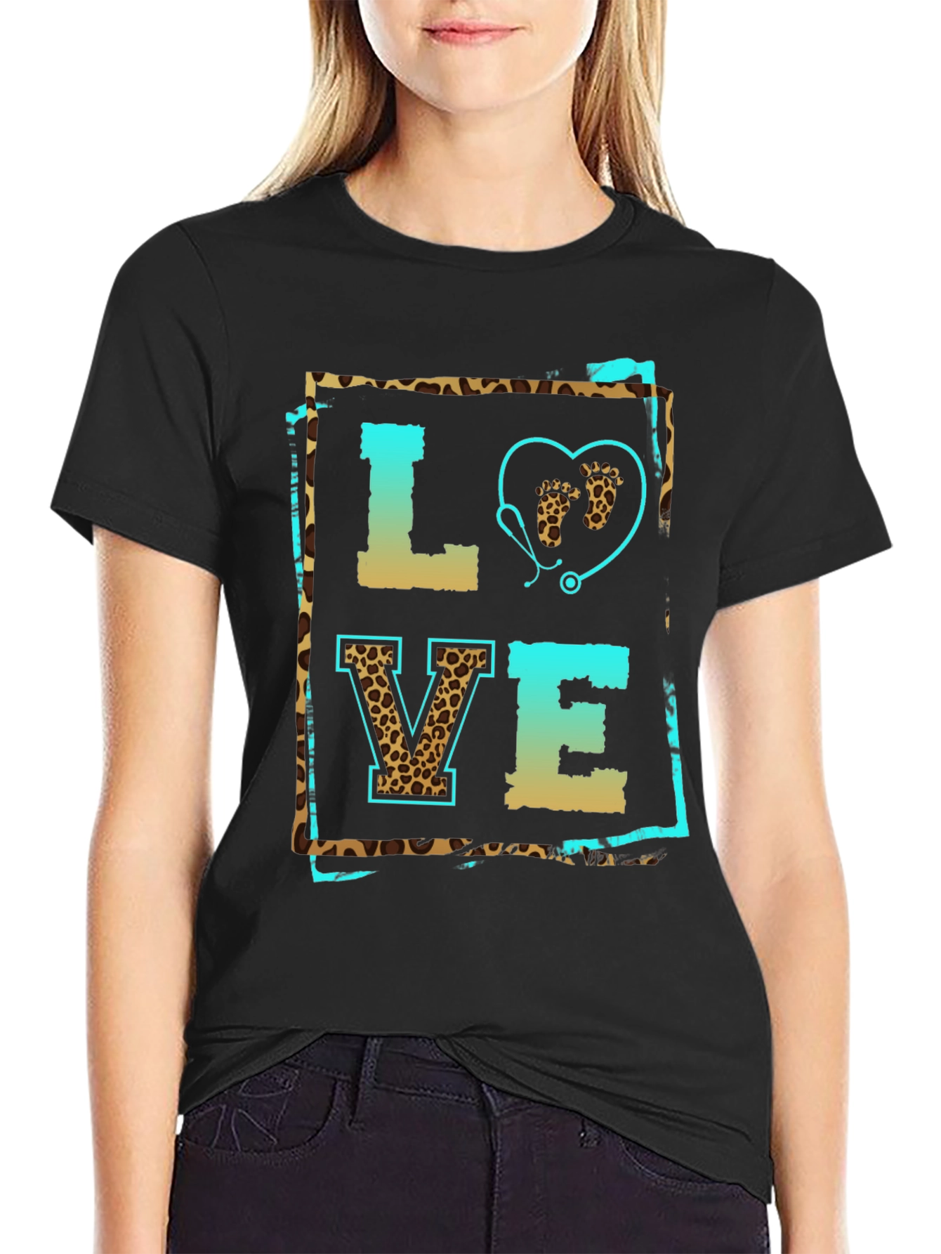 Camiseta Negra LOVE de Enfermería con Estetoscopio