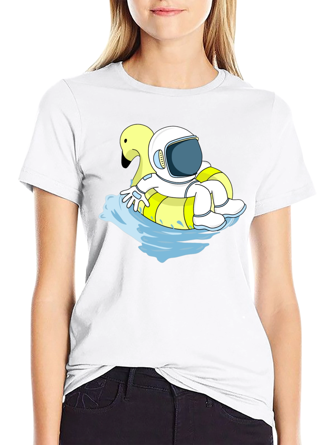 Camiseta Negra Astronauta Flotando con Cisne
