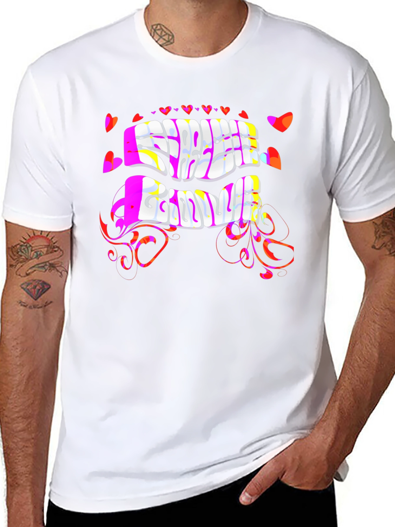 Camiseta Negra Amor Libre Diseño Psicodélico