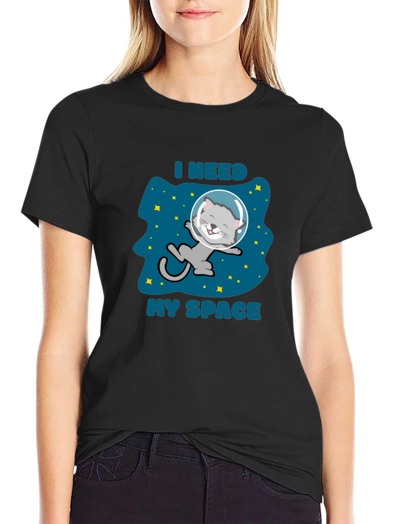 Camiseta Necesito Mi Espacio Gato Astronauta
