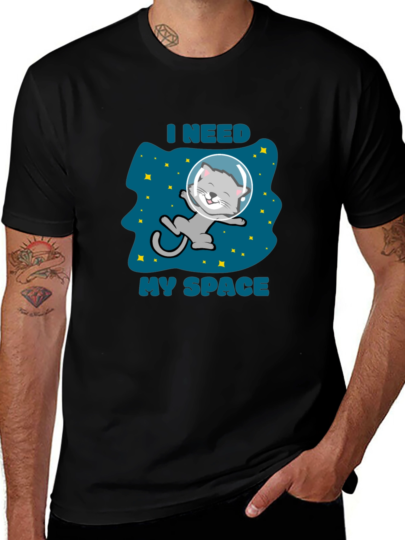 Camiseta Necesito Mi Espacio Gato Astronauta