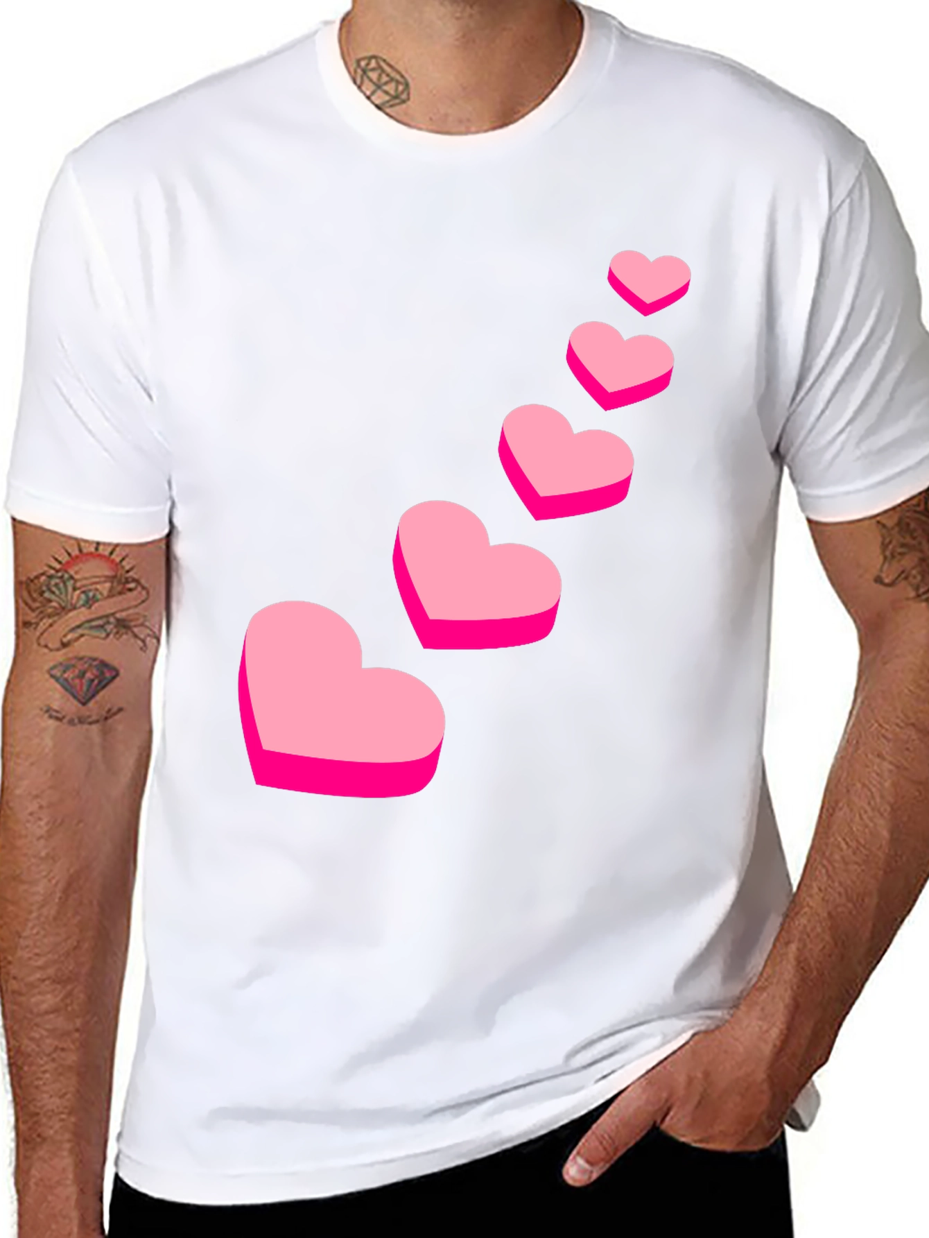 Camiseta Negra con Corazones Rosados