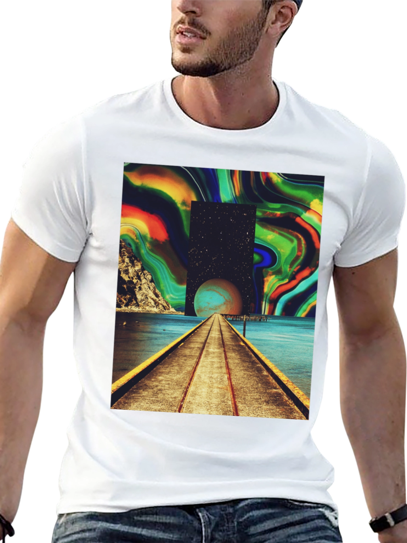 Camiseta Negra con Diseño Abstracto y Cósmico