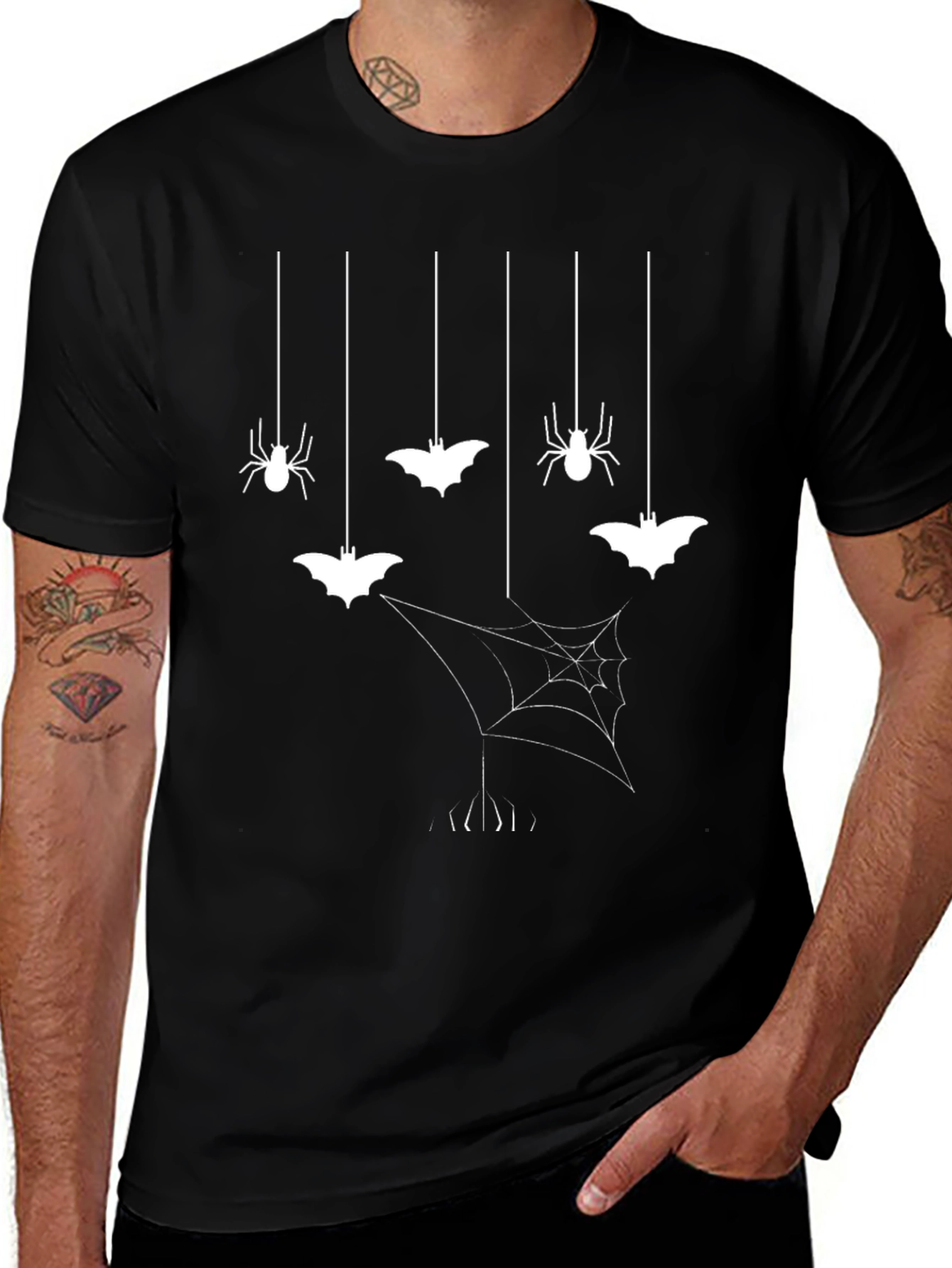 Camiseta Halloween Murciélagos y Arañas