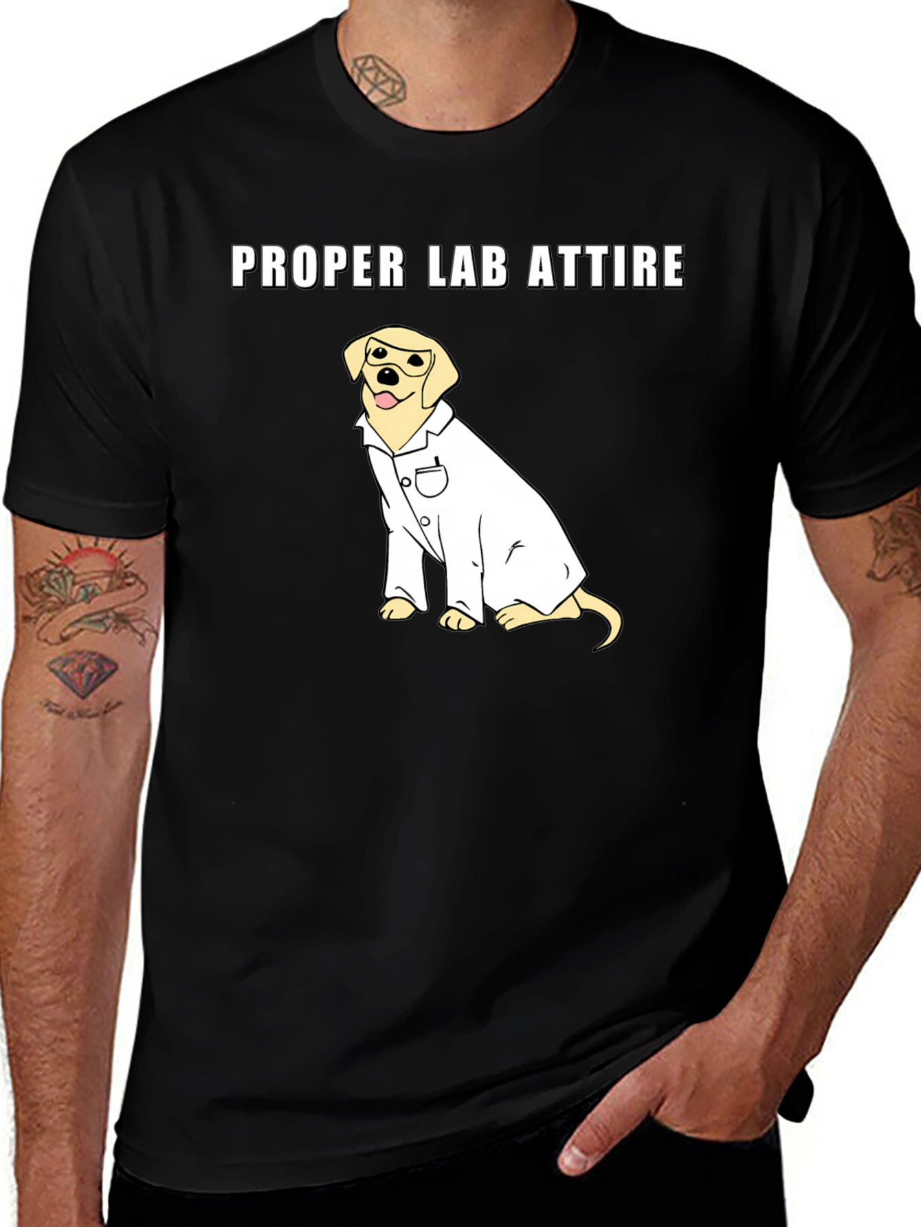 Camiseta Negra: Atuendo de Laboratorio Canino
