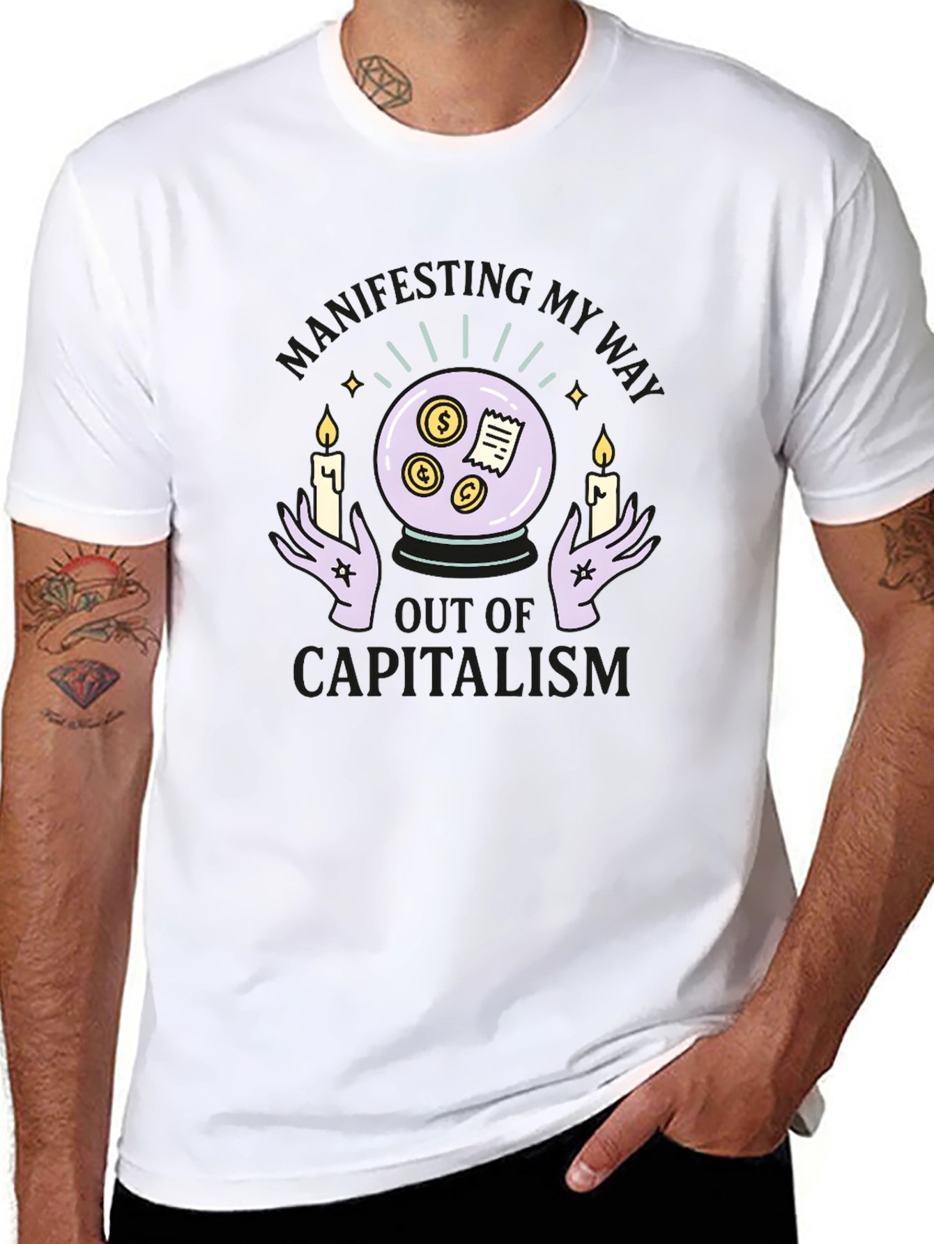 Camiseta Negra Manifesting Out of Capitalism