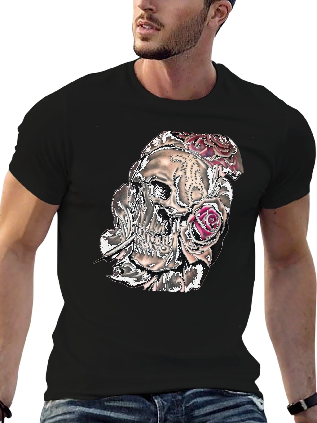 Camiseta Negra con Calavera y Rosas Gráficas