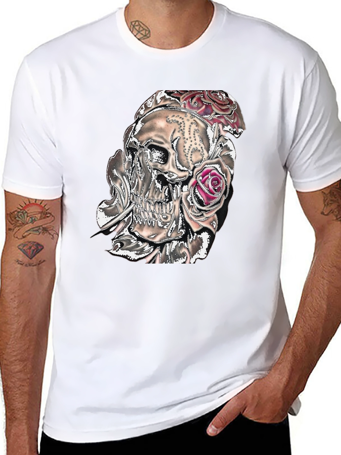 Camiseta Negra con Calavera y Rosas Gráficas